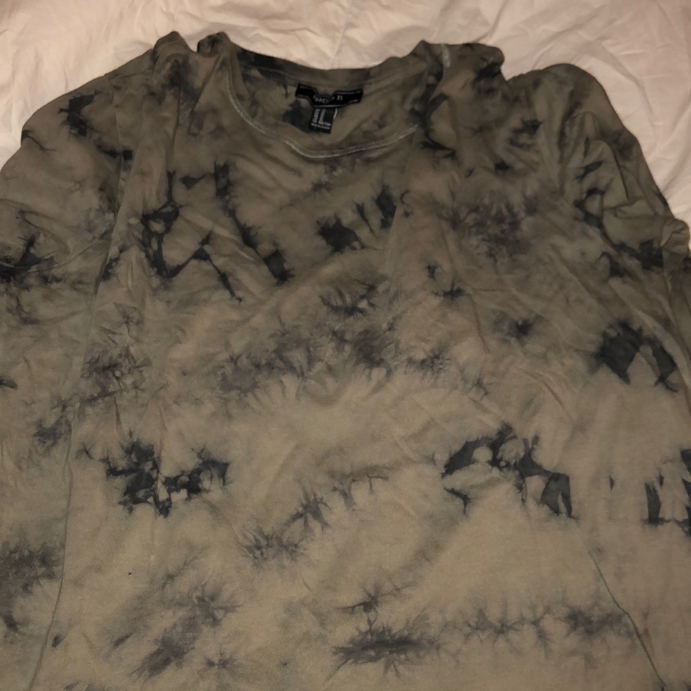 Men’s long sleeve shirt